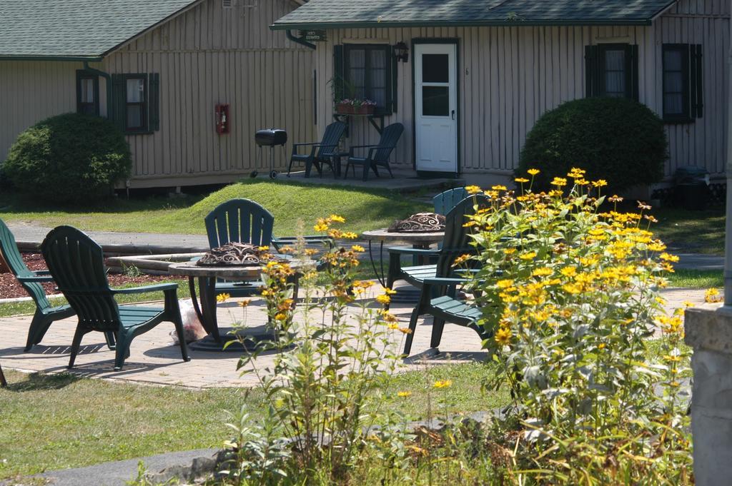 Hotel Lincoln Log Colony Lake George Exterior foto
