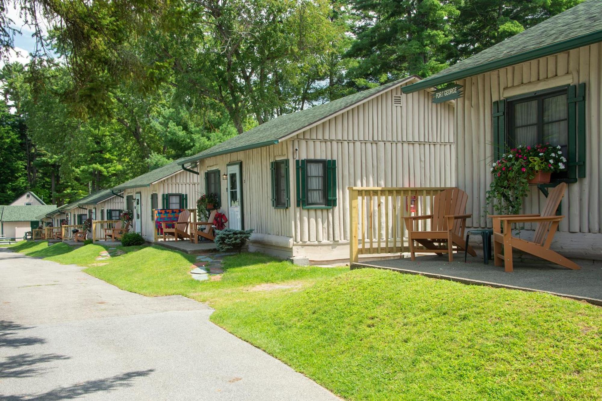 Hotel Lincoln Log Colony Lake George Exterior foto