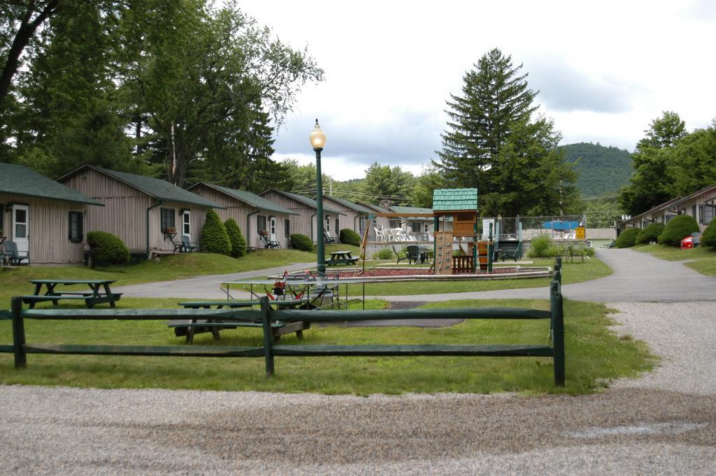 Hotel Lincoln Log Colony Lake George Exterior foto