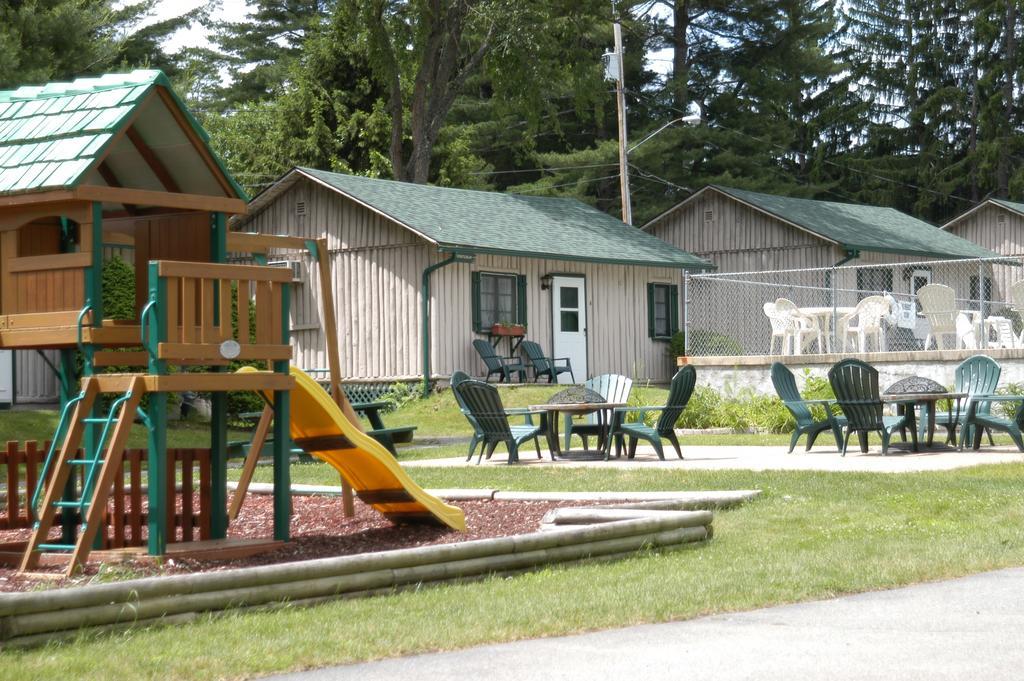 Hotel Lincoln Log Colony Lake George Exterior foto