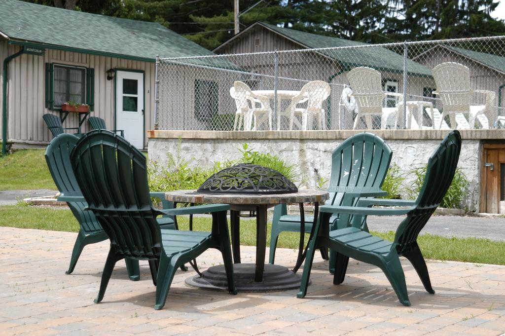 Hotel Lincoln Log Colony Lake George Habitación foto