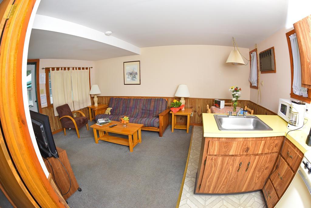 Hotel Lincoln Log Colony Lake George Exterior foto